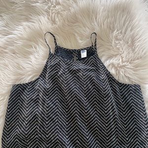 Woman’s Old Navy Top